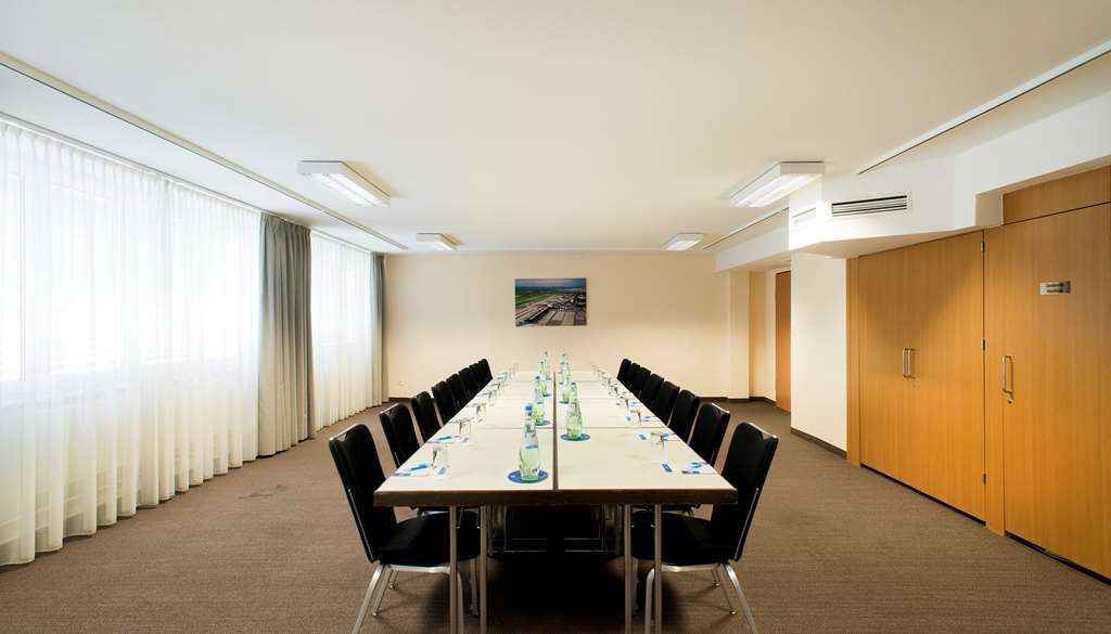 Nh Frankfurt Moerfelden Conference Center Otel Frankfurt am Main Konforlar fotoğraf